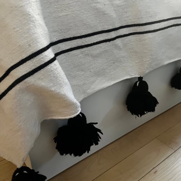 Moroccan Pokoloko Buk & Nola Throw Blanket - Picture 4 of 5